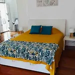 Rua Poco Dos Negros - * Lisbona